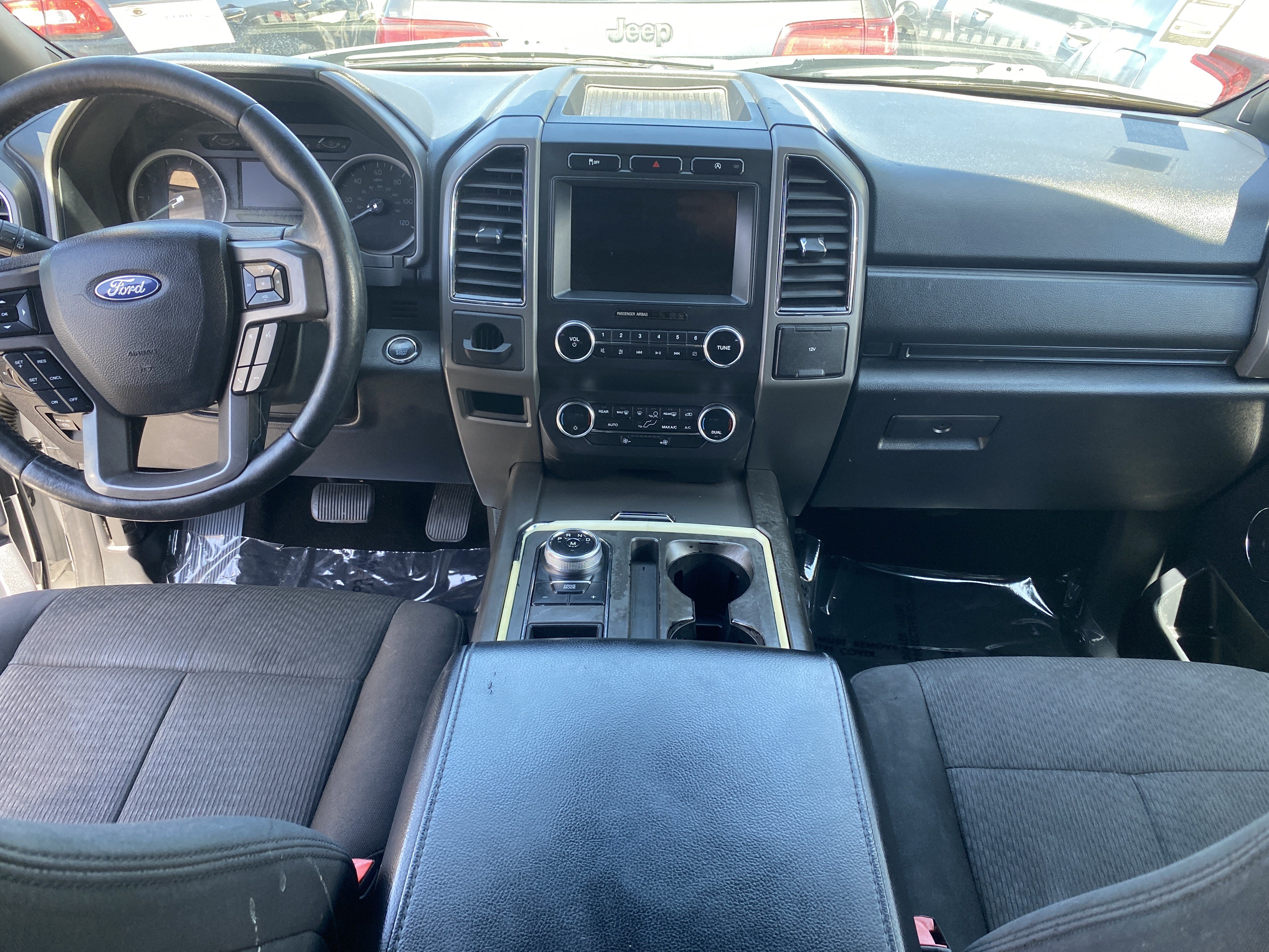 Used 2019 Ford Expedition XLT RWD image 23