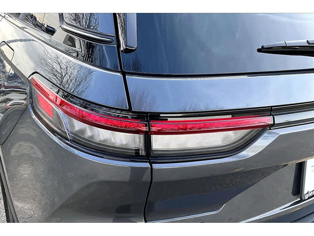 Certified 2025 Jeep Grand Cherokee Altitude image 34