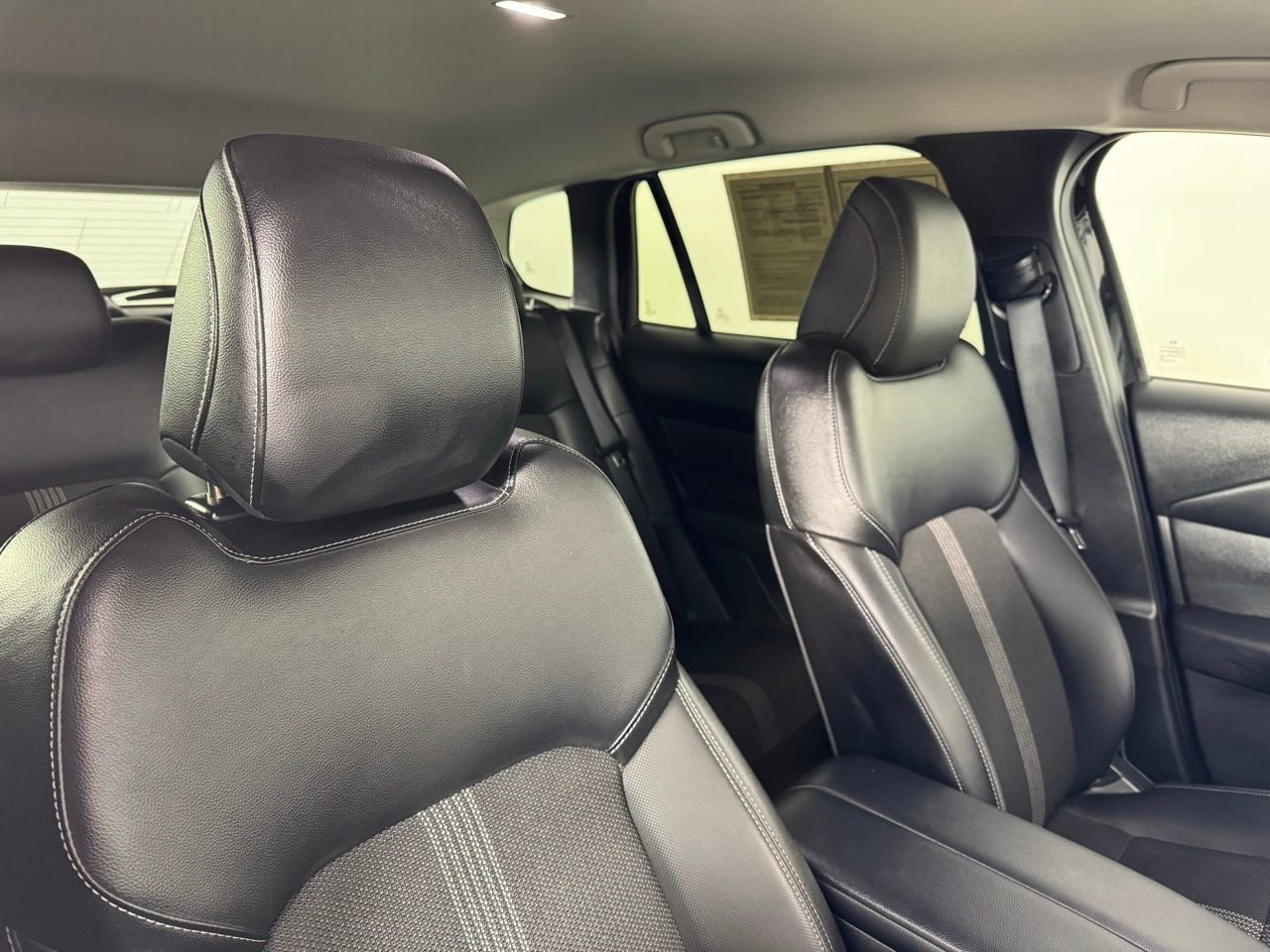 Used 2025 MAZDA CX-50 AWD 2.5 S w/ Preferred Package image 29