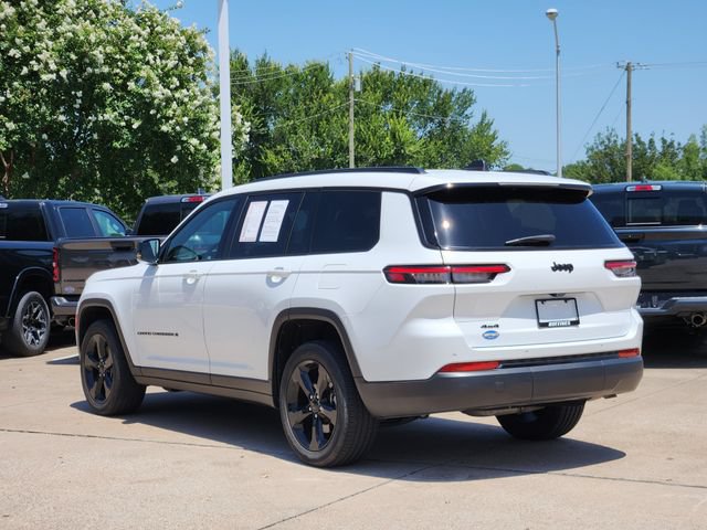 Certified 2023 Jeep Grand Cherokee L Laredo AWD/4WD image 5