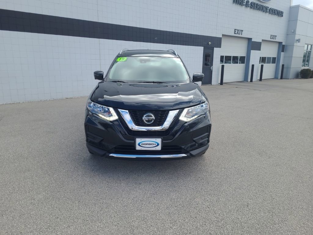 Used 2019 Nissan Rogue SV w/ Premium Package AWD/4WD image 10