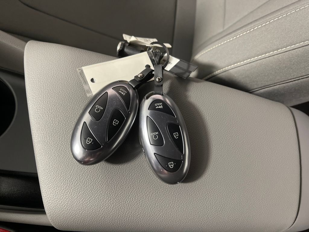 New 2025 Hyundai Elantra Sport image 26