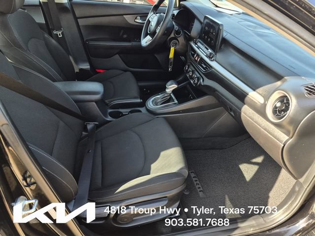 Certified 2021 Kia Forte LXS FWD image 8