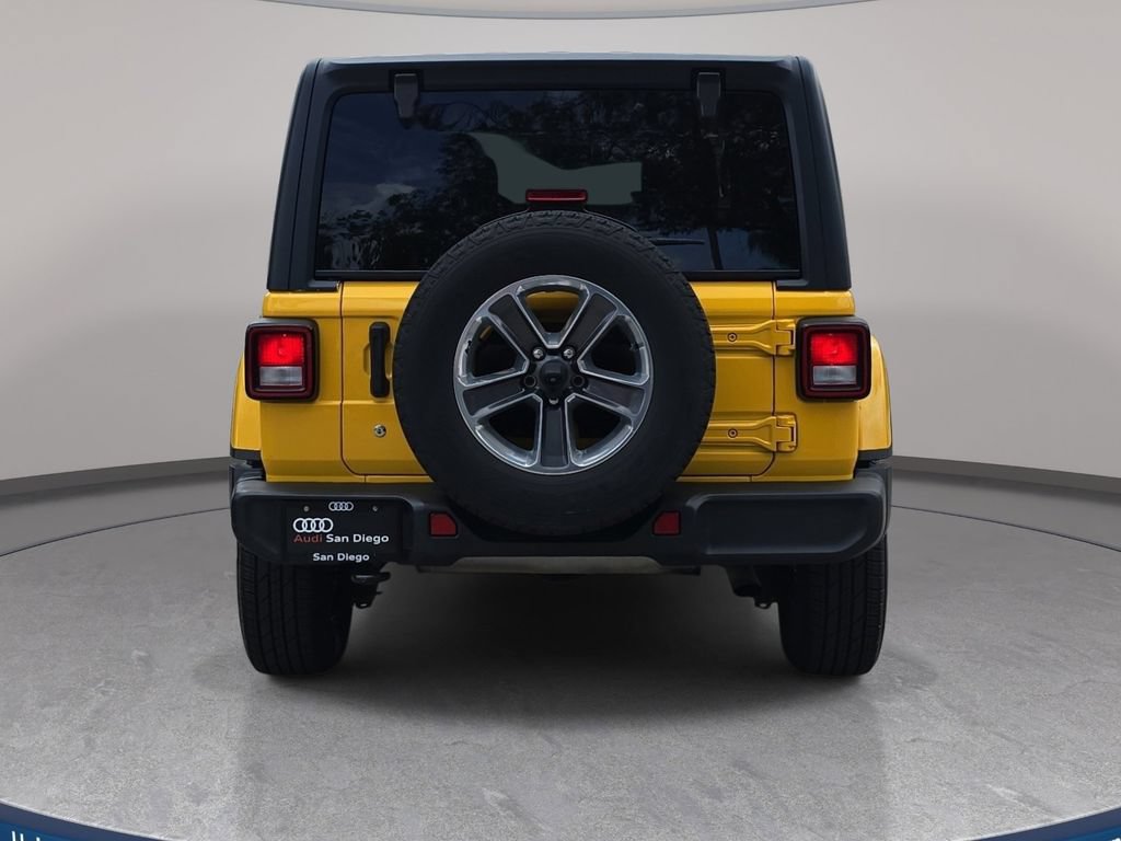 Used 2019 Jeep Wrangler Unlimited Sahara AWD/4WD image 7