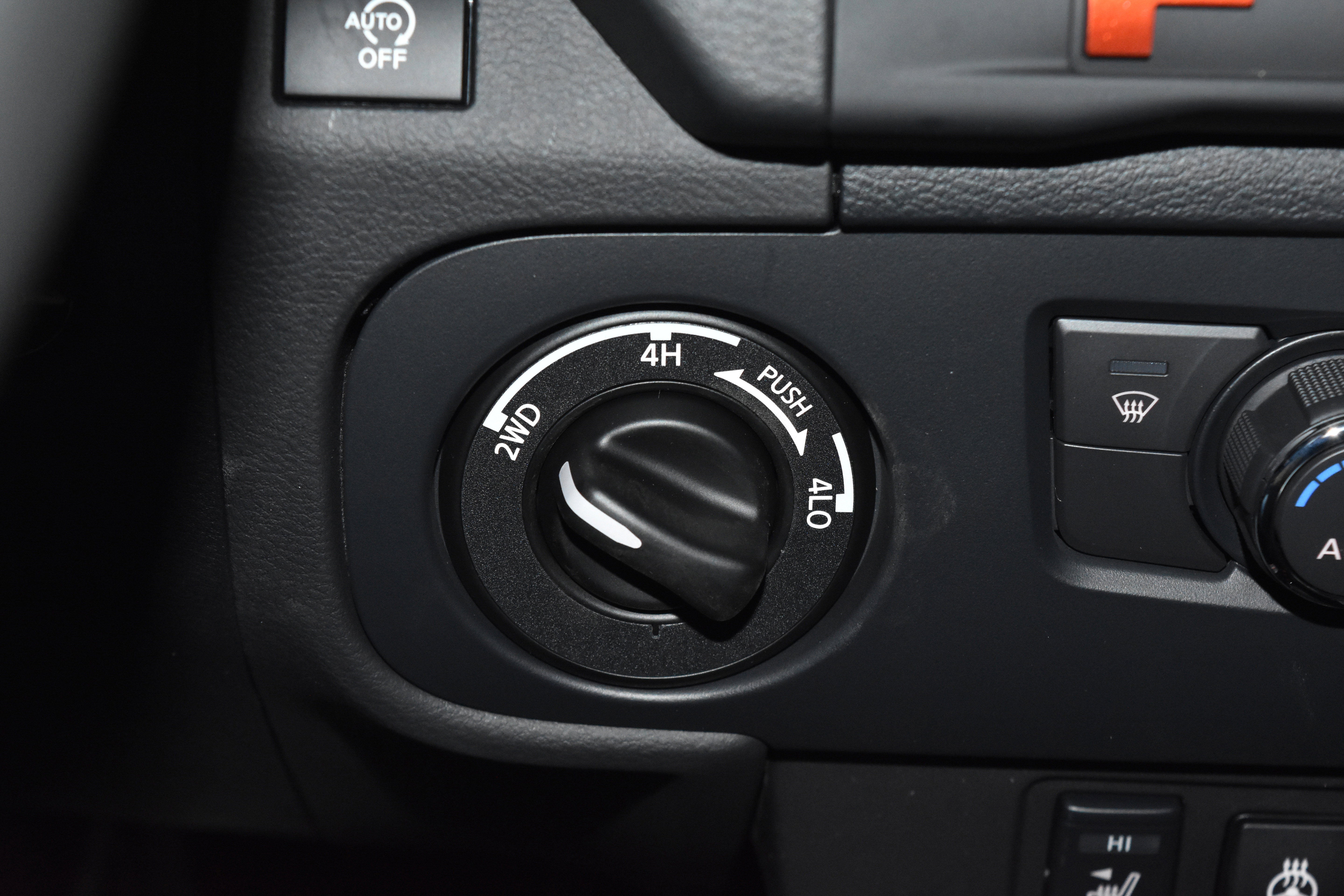 New 2026 Nissan Frontier PRO-4X AWD/4WD image 11