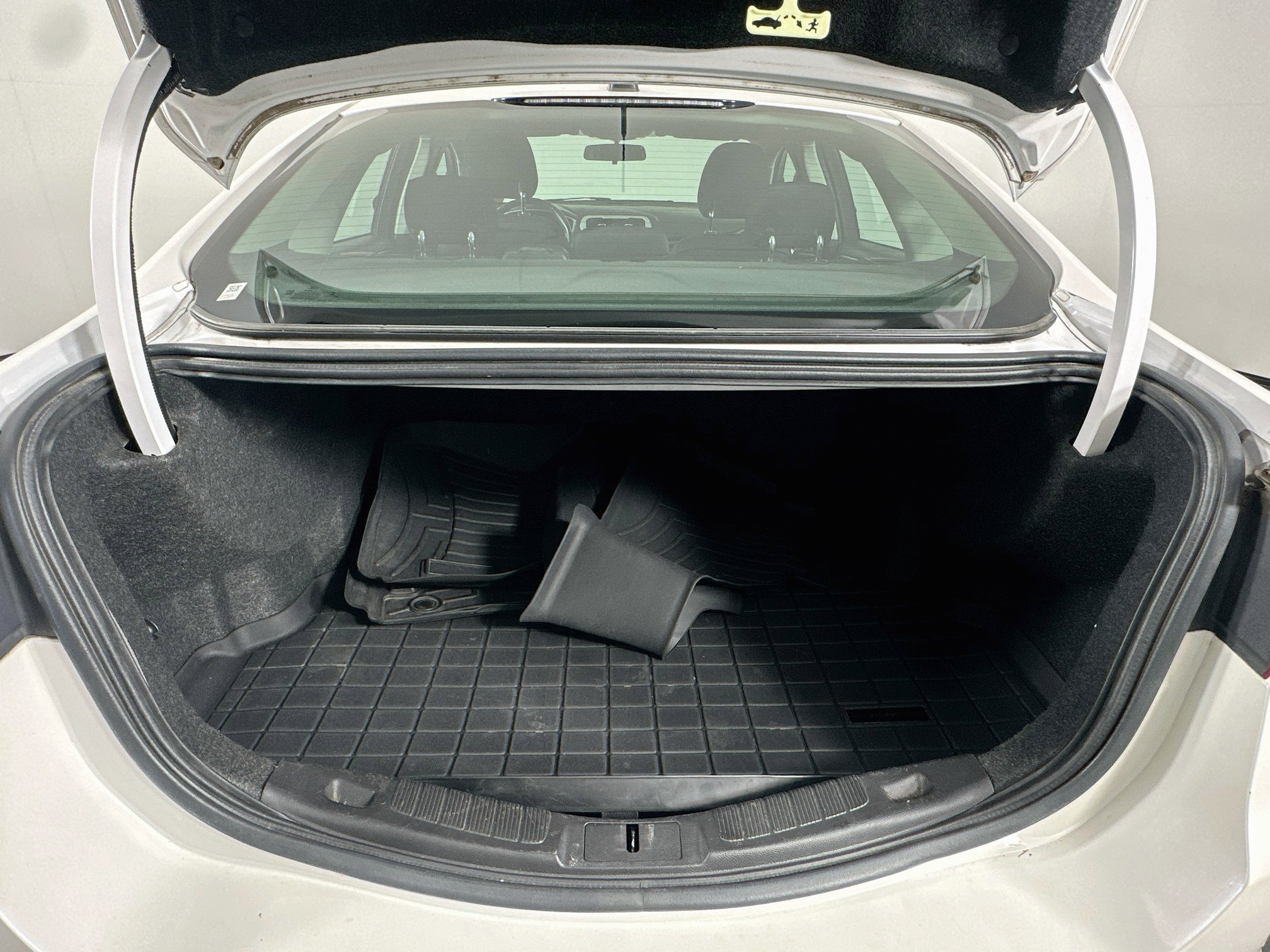 Used 2013 Ford Fusion SE FWD image 26