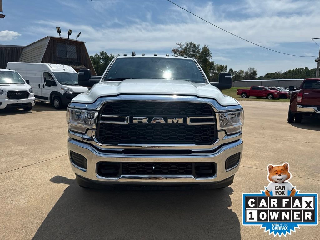 Used 2024 RAM 3500 Tradesman w/ Chrome Appearance Group AWD/4WD image 2