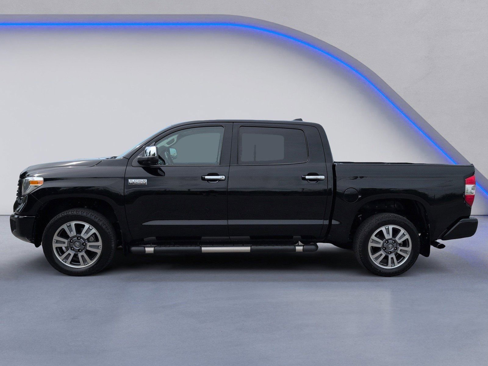Used 2021 Toyota Tundra Platinum image 11