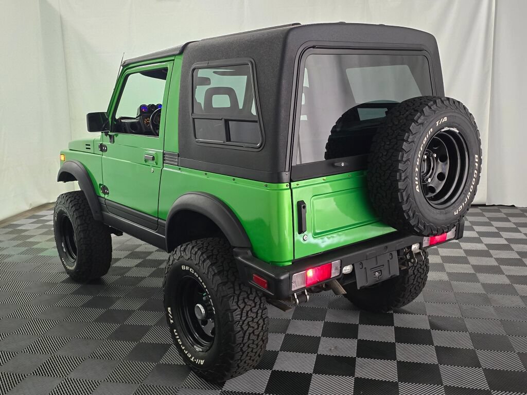 Used 1988 Suzuki Samurai 4WD Soft Top image 3
