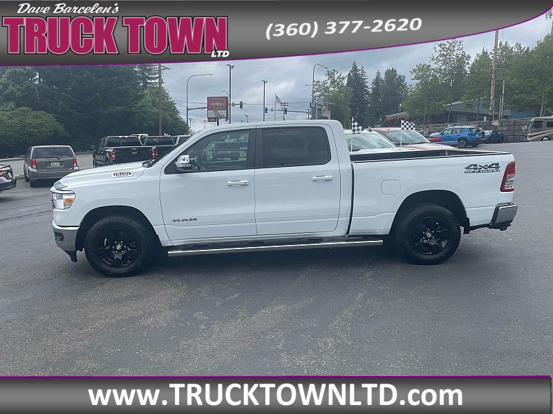 Used 2022 RAM 1500 Big Horn AWD/4WD image 2