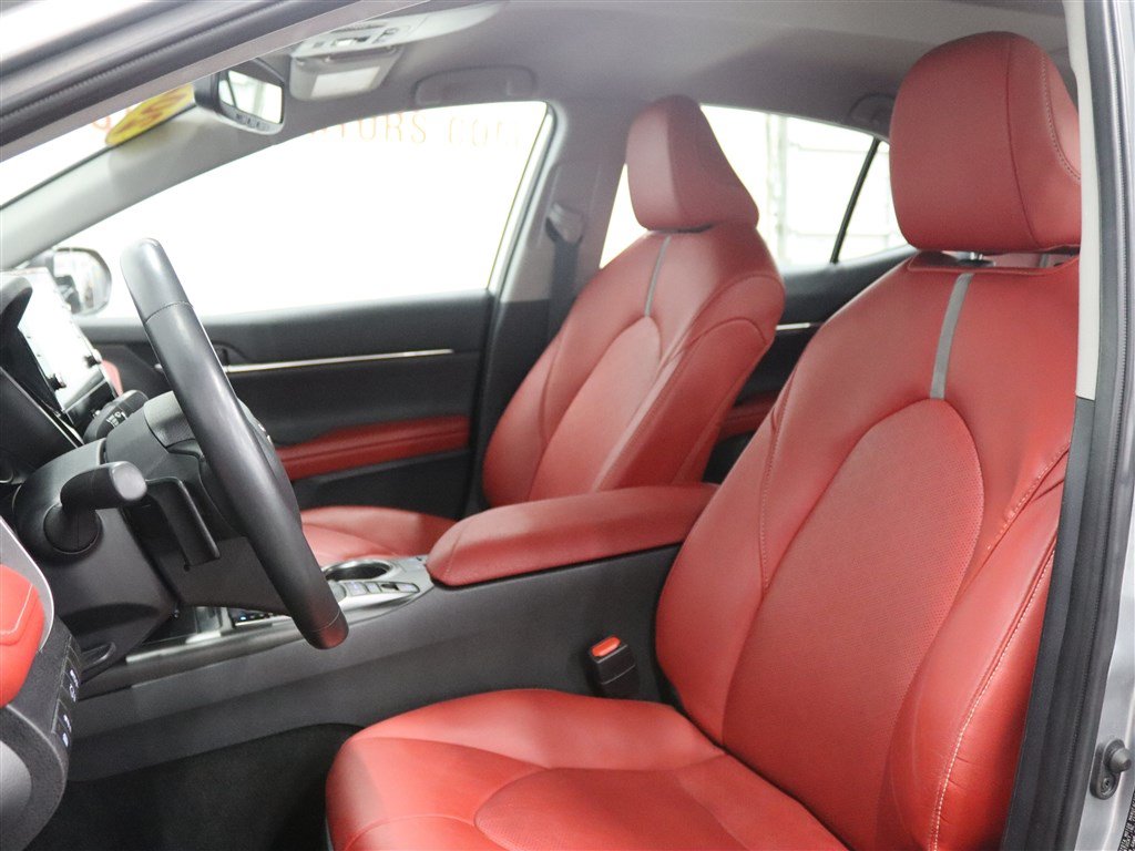 Used 2024 Toyota Camry XSE FWD image 14