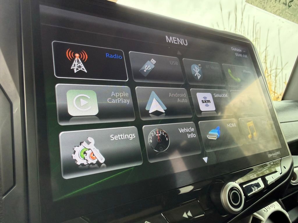 Used 2016 Jeep Wrangler Unlimited Sahara w/ Connectivity Group image 32