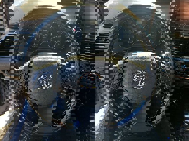 Used 2019 Toyota C-HR Limited image 21