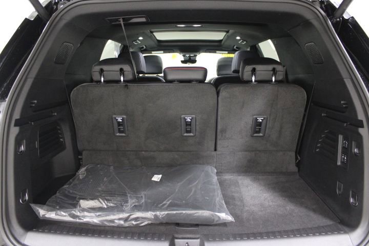 Used 2024 Chevrolet Traverse RS w/ LPO, Floor Liner Package image 13