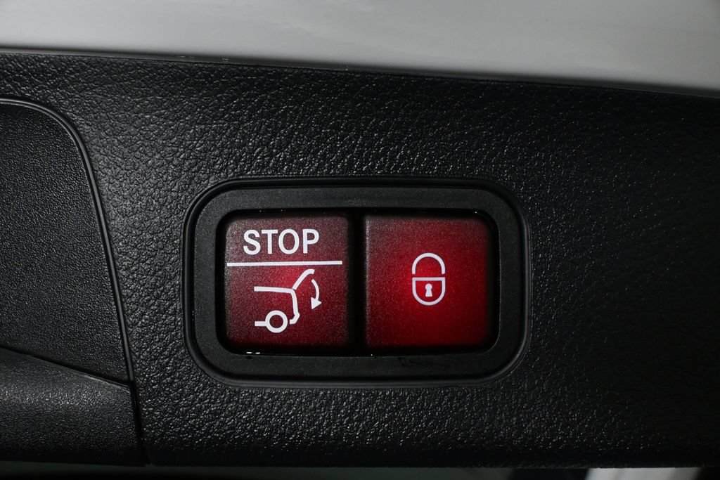 Certified 2026 Mercedes-Benz GLA 250 image 31