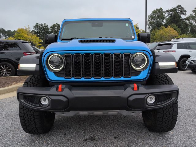 Used 2024 Jeep Gladiator Mojave w/ Technology Group AWD/4WD image 8