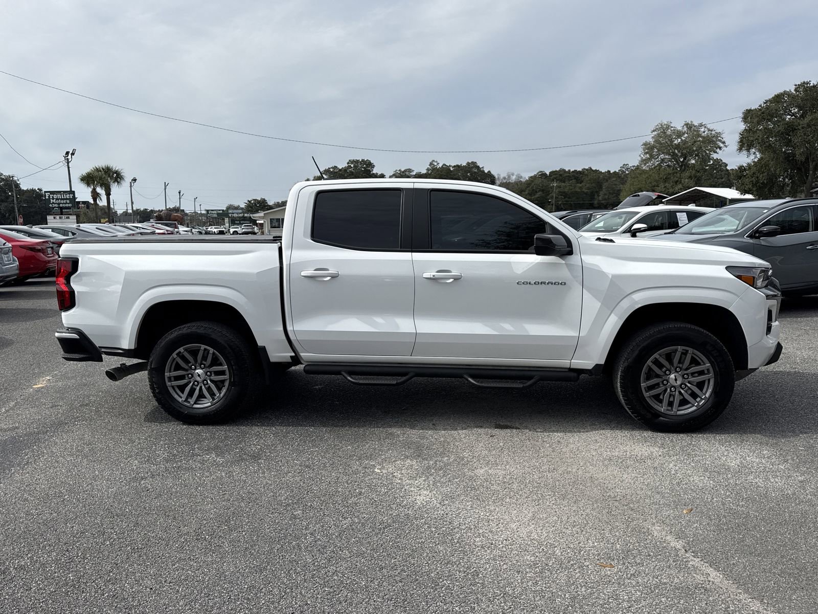 Used 2024 Chevrolet Colorado LT image 6