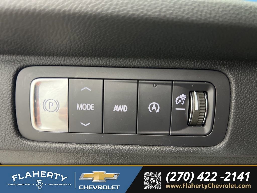 Used 2025 Chevrolet Traverse High Country w/ LPO, Floor Liner Package image 26