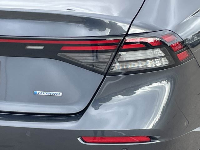 Certified 2025 Honda Accord EX-L image 6
