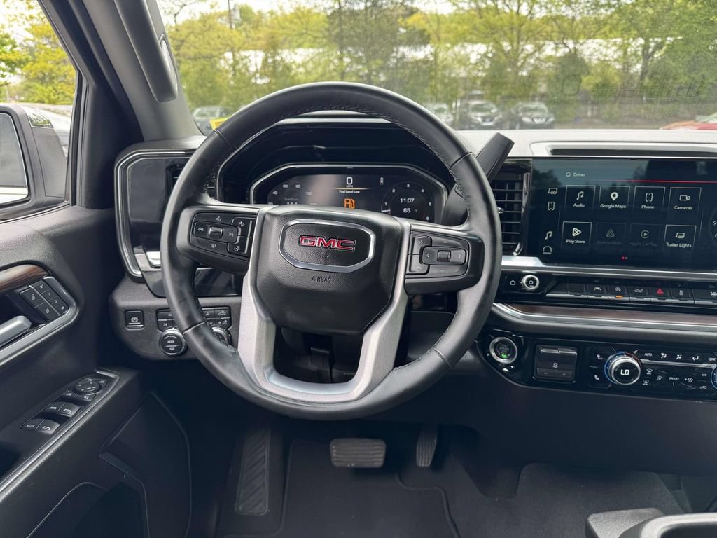 Used 2025 GMC Sierra 1500 SLT AWD/4WD image 15