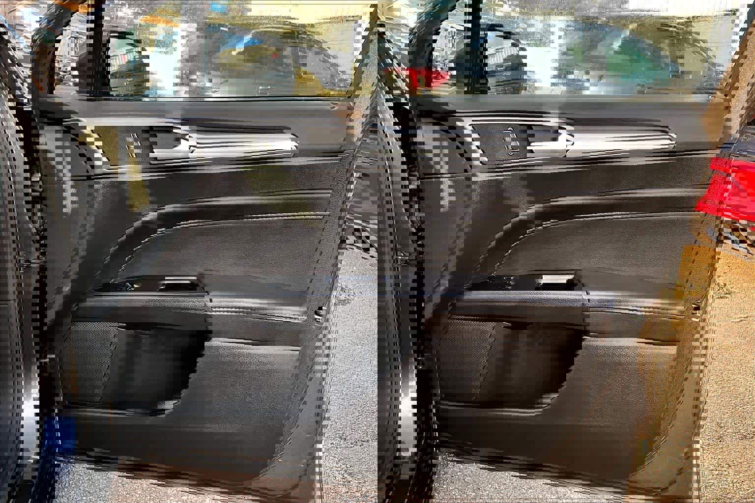 Used 2015 Ford Fusion Titanium image 22