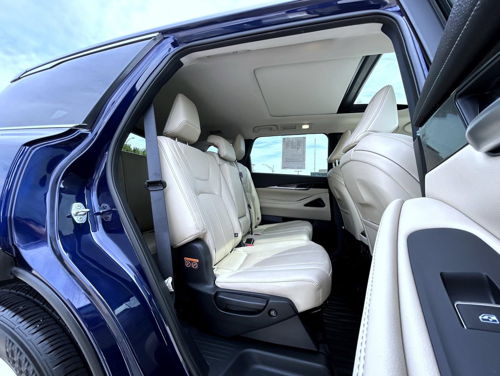 Certified 2024 INFINITI QX60 Pure AWD/4WD image 18