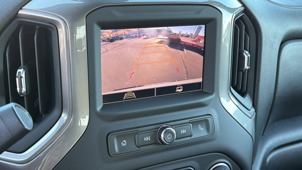 Used 2025 Chevrolet Silverado 1500 Custom image 16