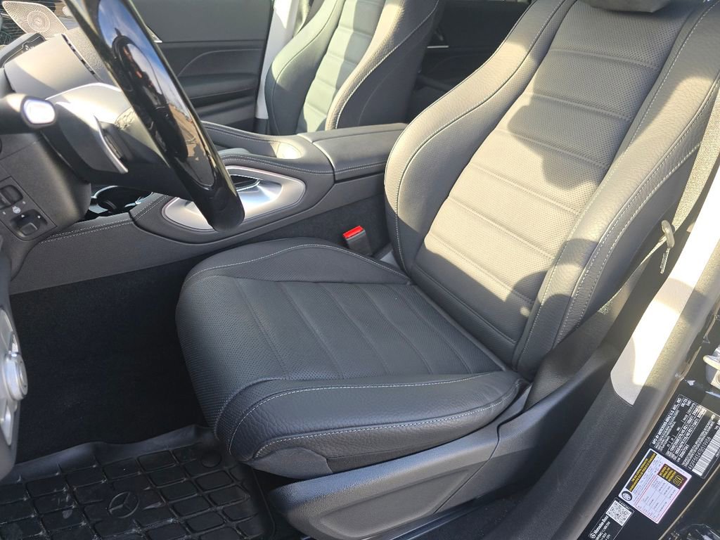 Used 2026 Mercedes-Benz GLS 450 4MATIC image 24