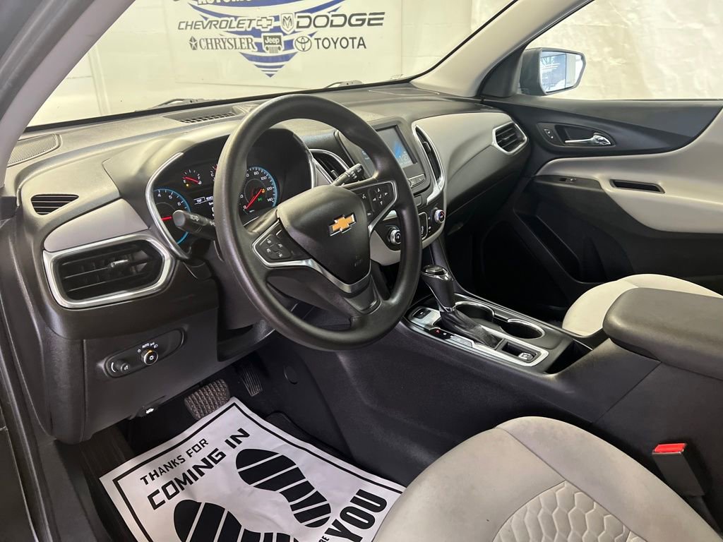 Used 2018 Chevrolet Equinox LS image 19