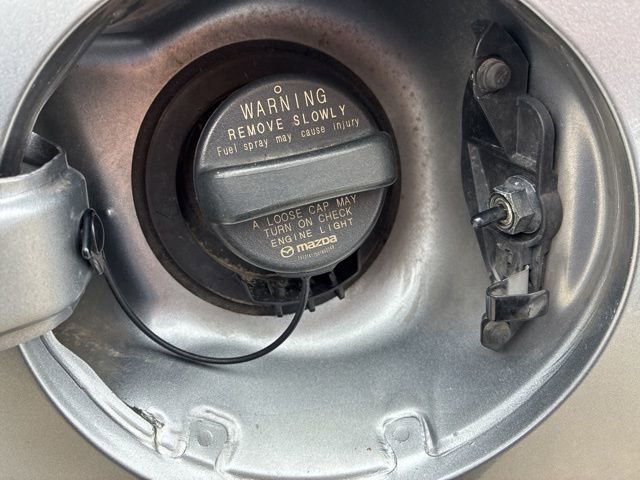 Used 2016 MAZDA MAZDA3 i Grand Touring image 14