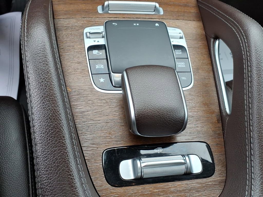 Used 2020 Mercedes-Benz GLS 450 4MATIC image 23