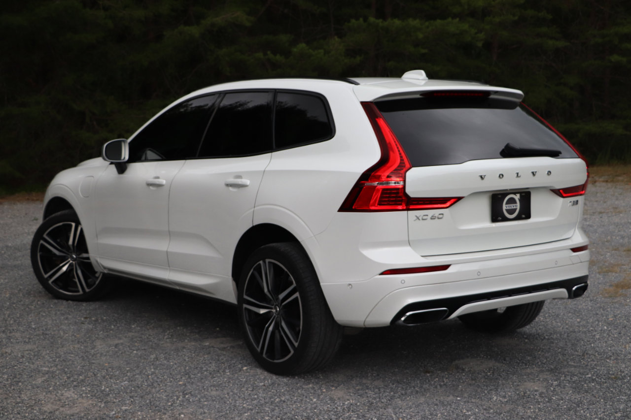 Used 2018 Volvo XC60 T8 R-Design w/ Convenience Package image 34
