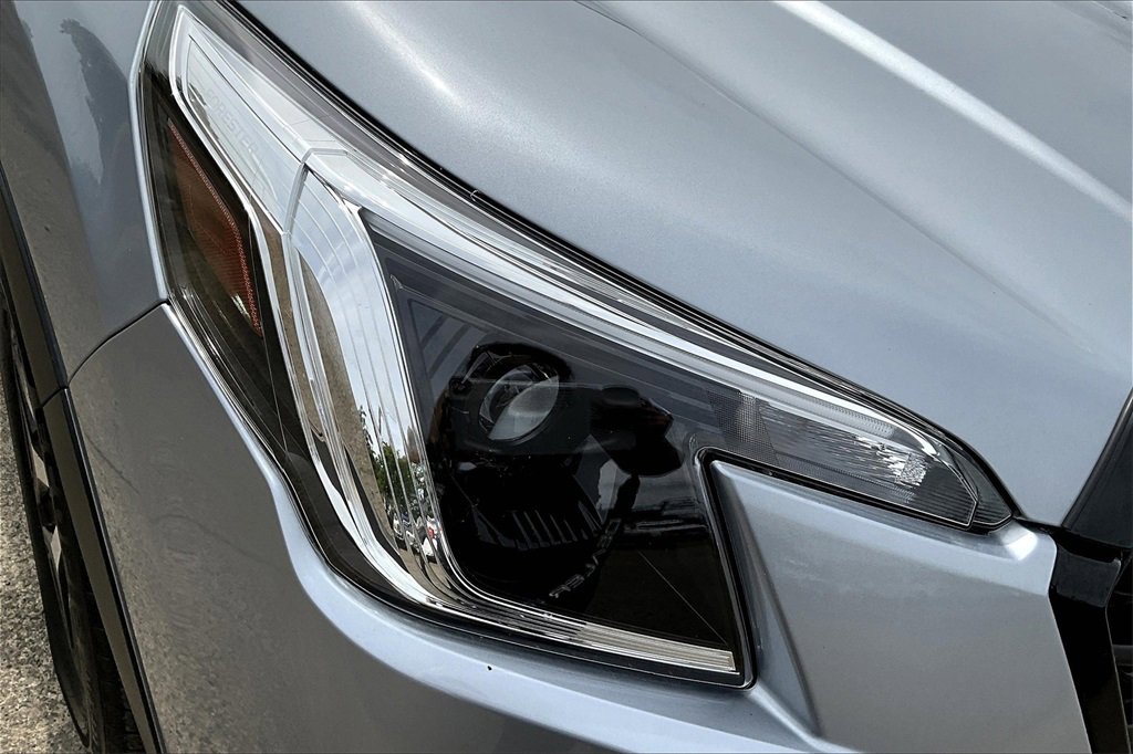 Used 2024 Subaru Forester Premium image 27