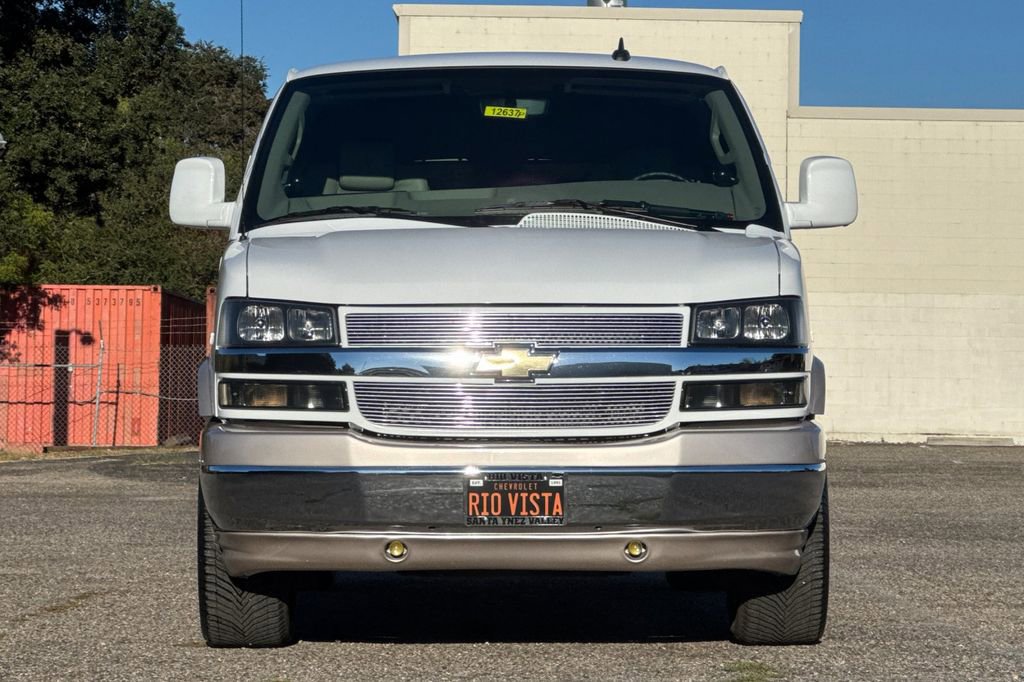 Used 2023 Chevrolet Express 2500 image 9