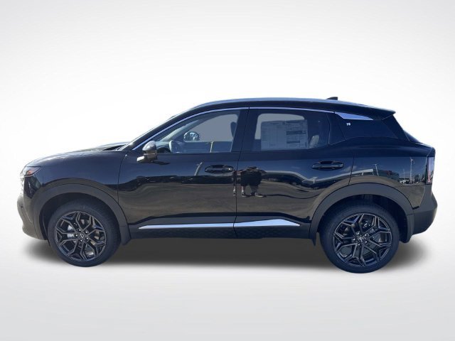 New 2027 Nissan Kicks SR FWD image 6