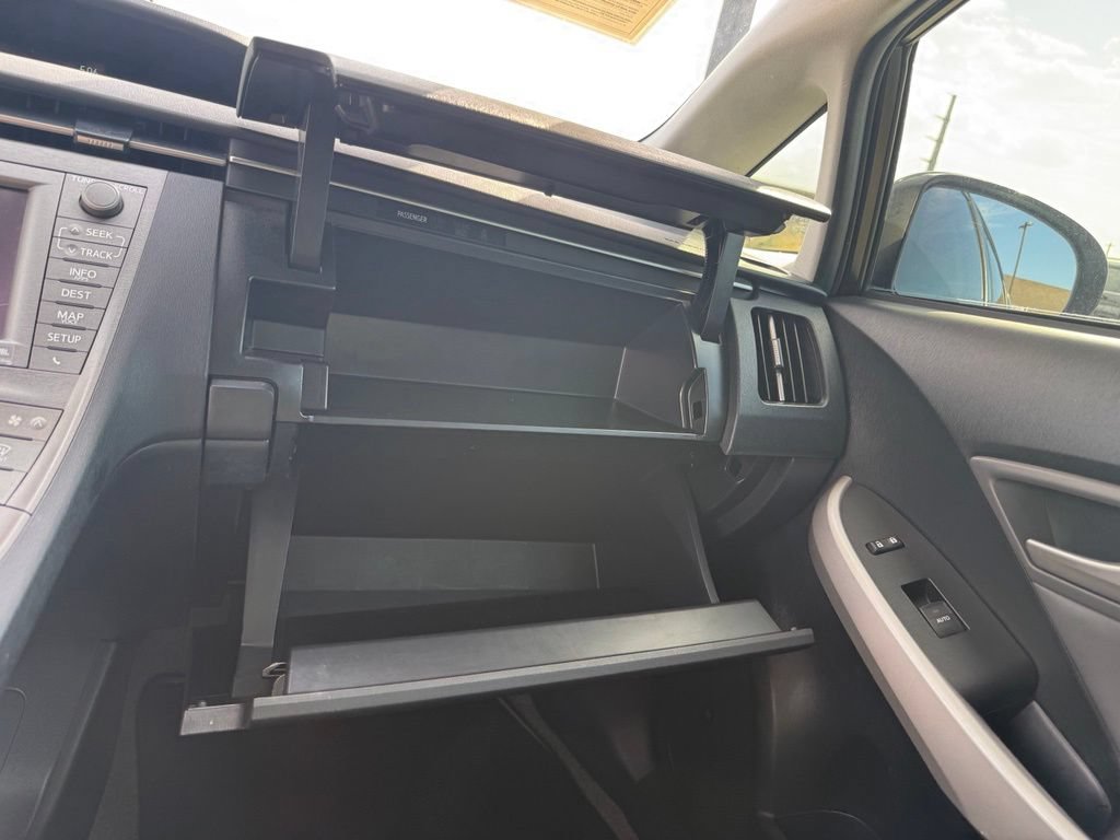 Used 2012 Toyota Prius Four w/ Deluxe Solar Roof Pkg FWD image 15