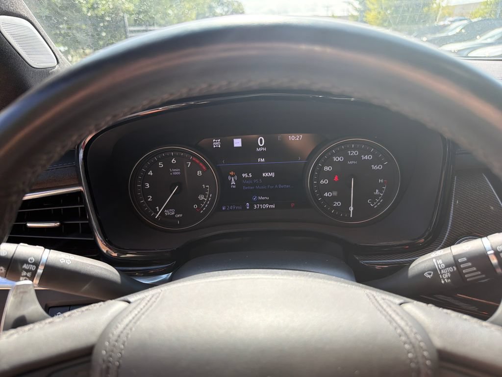 Certified 2023 Cadillac XT6 Sport w/ Platinum Package AWD/4WD image 22