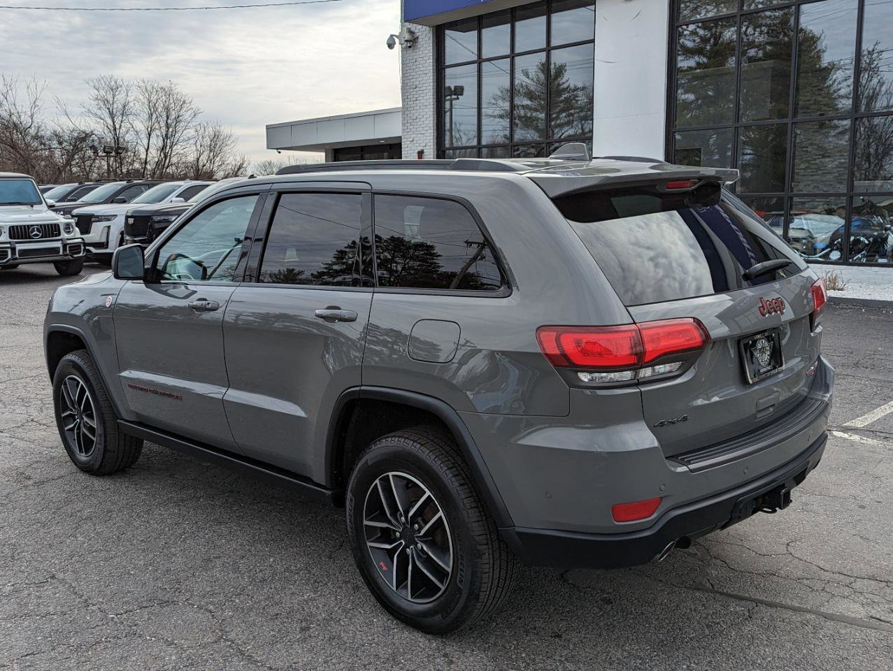 Used 2019 Jeep Grand Cherokee Trailhawk w/ Trailhawk Luxury Group AWD/4WD image 10