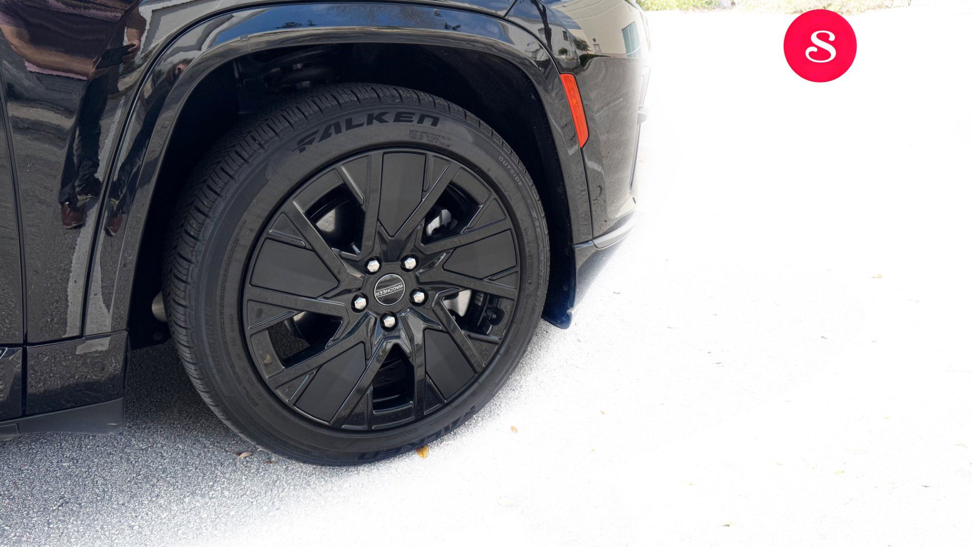 Used 2024 Jeep Wagoneer Launch Edition image 9