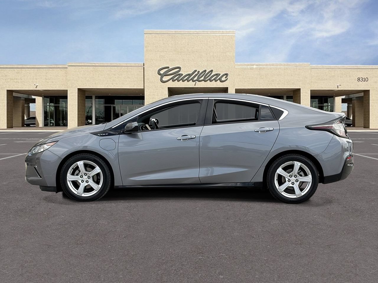 Used 2018 Chevrolet Volt LT w/ LT Driver Confidence Package FWD image 8