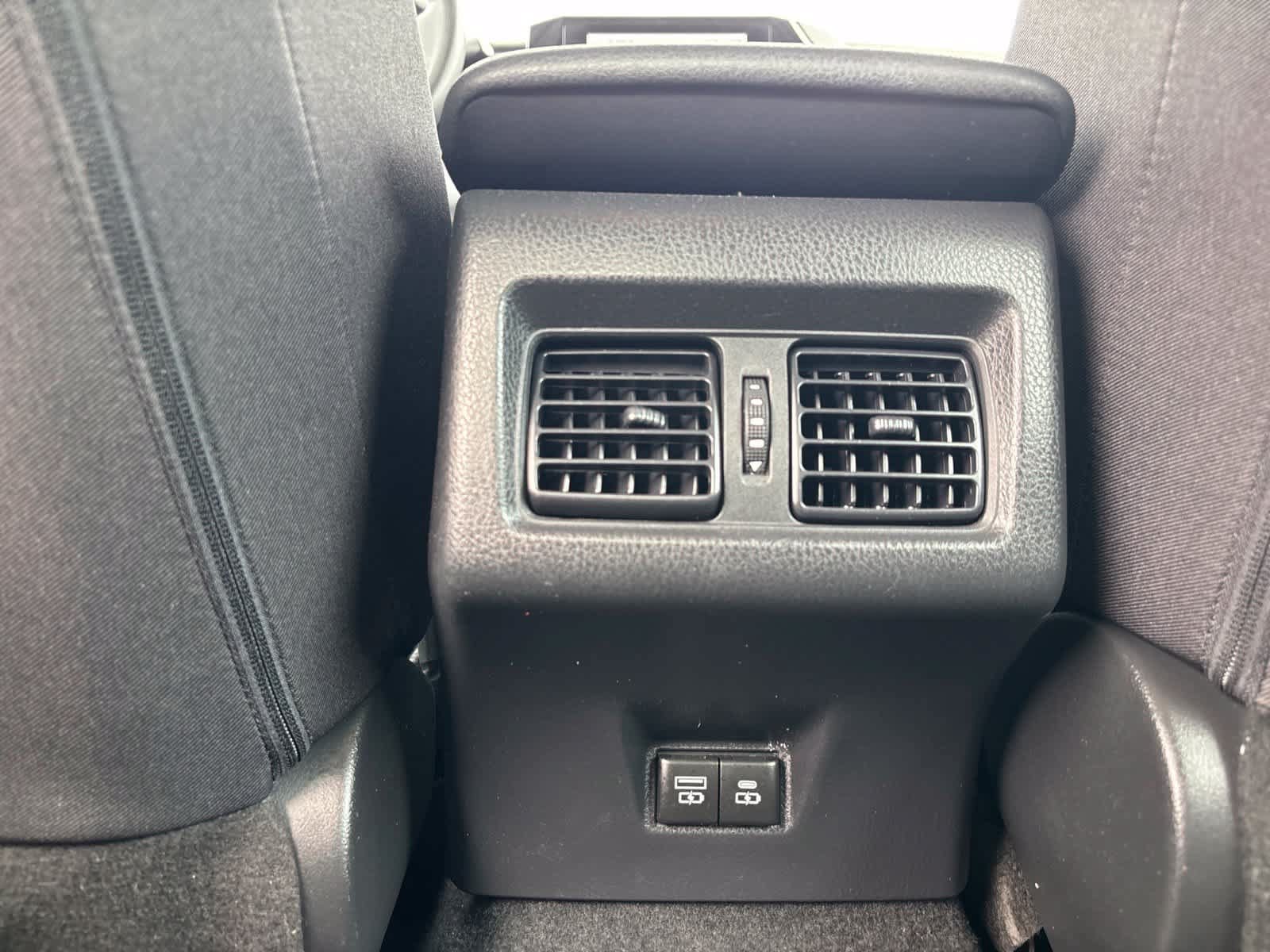 Used 2025 Toyota Camry LE FWD image 18