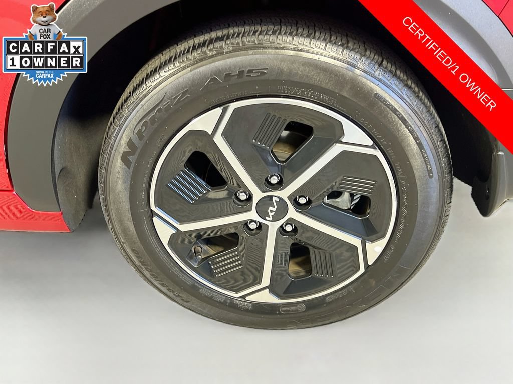 Certified 2024 Kia Niro EX w/ EX Cold Weather Package FWD image 32