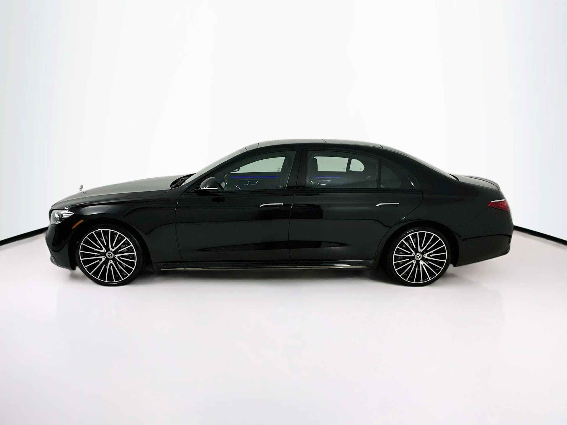 Certified 2024 Mercedes-Benz S 580 4MATIC Sedan image 5