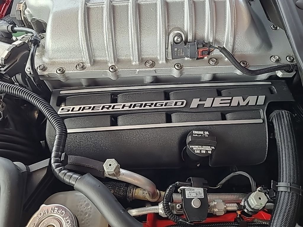 Used 2019 Dodge Challenger SRT Hellcat Redeye image 28