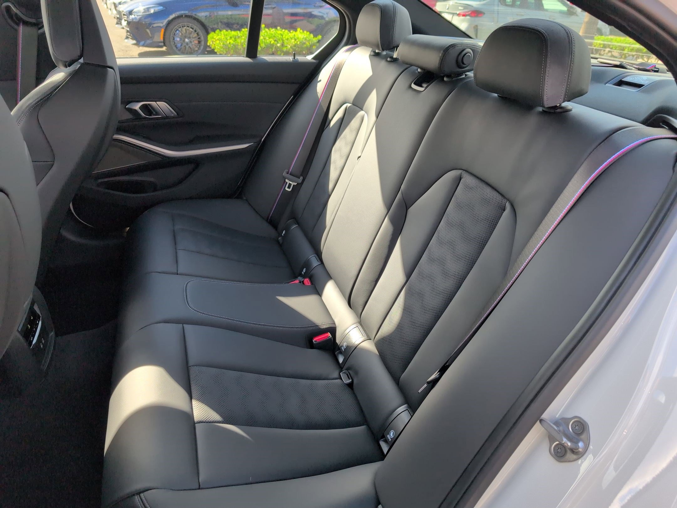 Used 2026 BMW M3 w/ Executive Package image 30