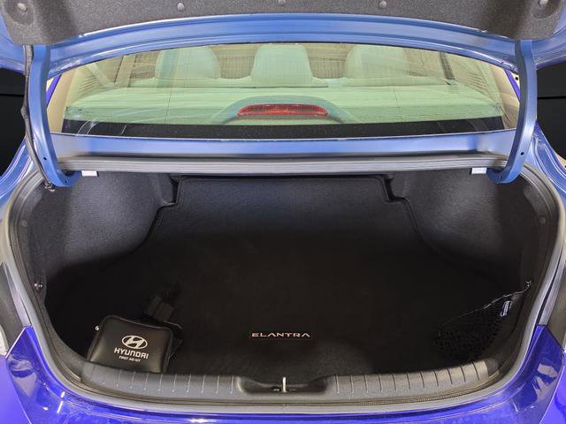 Certified 2023 Hyundai Elantra SEL w/ Convenience Package FWD image 15