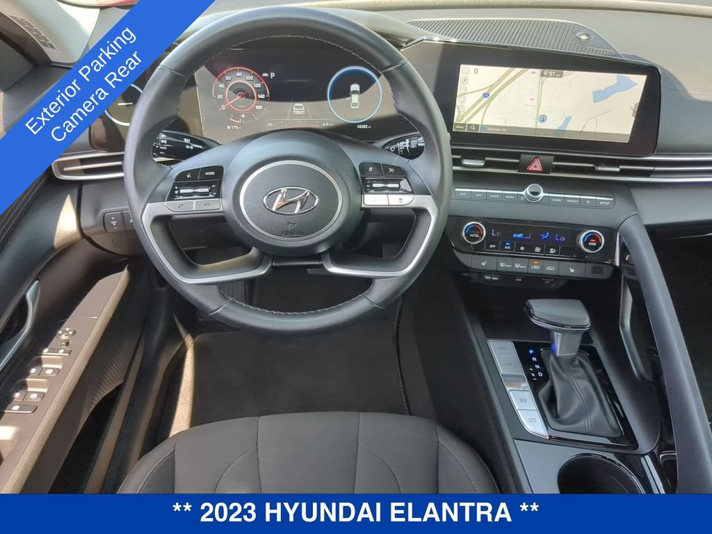 Used 2023 Hyundai Elantra SEL w/ Convenience Package FWD image 20