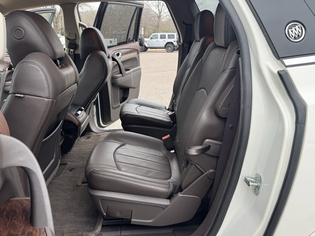 Used 2014 Buick Enclave Leather image 35