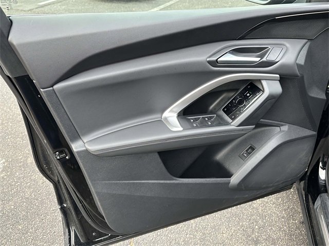 Certified 2025 Audi Q5 Premium w/ 19" Wheel Package image 18