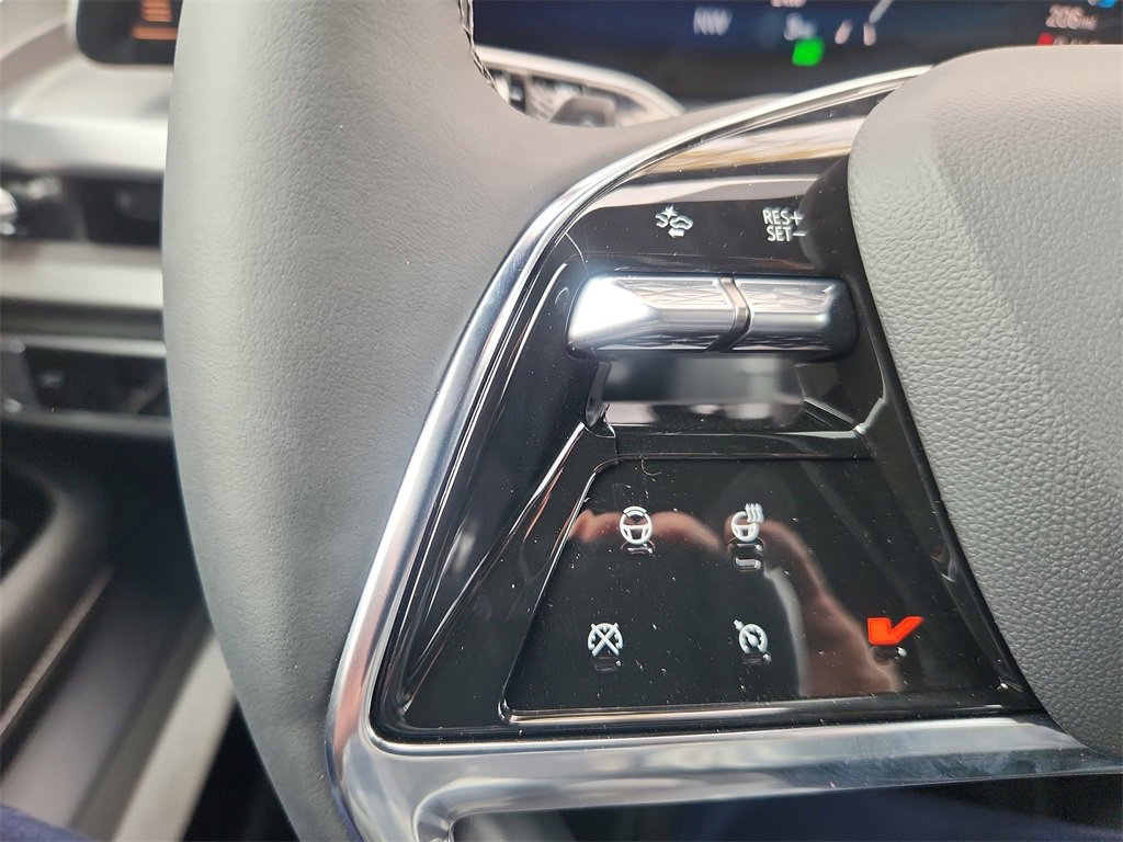 New 2026 Cadillac Vistiq Luxury image 10